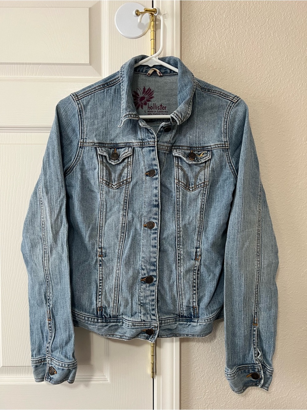 Hollister Y2K Light Blue Denim Jacket Women’s Large